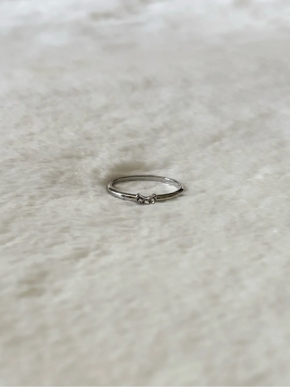 5/$8 🩷 MUST BUNDLE Delicate Silver Moon Ring with Crystal Accents